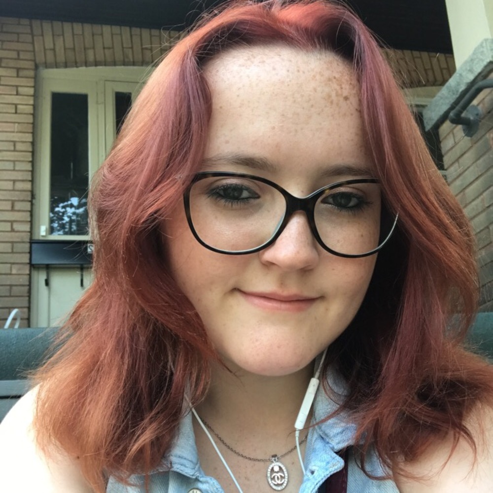 Meet your Posher, Olivia